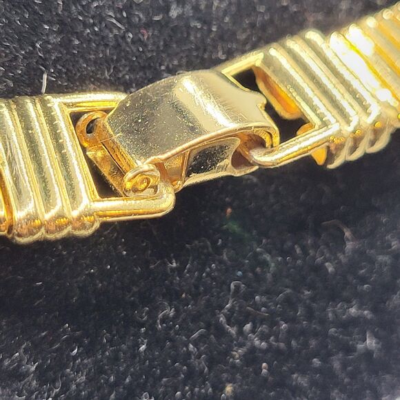 Vintage 890s Gold Cleopatra Style Omega Chain Choker Collar Necklace 17in - Picture 3 of 3